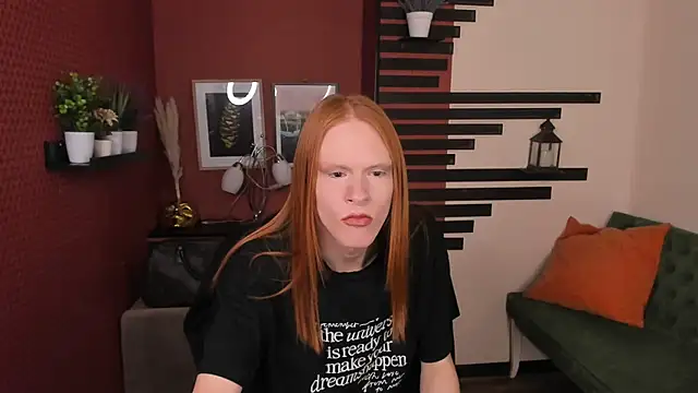 Snapshot of ChloeValentinee chatting on 15, 10, 2025 ChloeValentinee online show from 15, 10, 2025