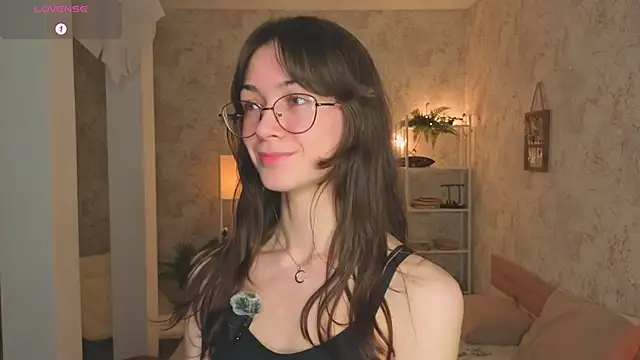 ReneeLippeatt online show from 5, 11, 2025