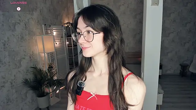 ReneeLippeatt online show from 16, 11, 2025