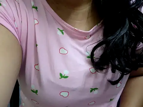 Snapshot of tamilqueenbaby chatting on 9, 10, 2025 tamilqueenbaby online show from 9, 10, 2025