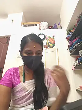 Snapshot of Tamil_Yalini12 chatting on 23, 5, 2026 Tamil Yalini12 online show from 23, 5, 2026