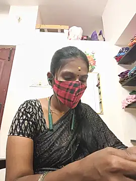 Snapshot of Tamil_Yalini12 chatting on 3, 6, 2026 Tamil Yalini12 online show from 3, 6, 2026