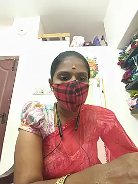 Snapshot of Tamil_Yalini12 chatting on 23, 7, 2026 Tamil Yalini12 online show from 23, 7, 2026