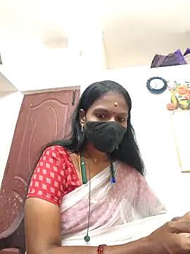 Snapshot of Tamil_Yalini12 chatting on 8, 5, 2026 Tamil Yalini12 online show from 8, 5, 2026