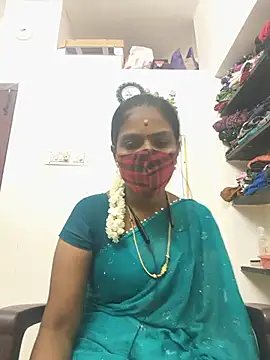 Snapshot of Tamil_Yalini12 chatting on 18, 7, 2026 Tamil Yalini12 online show from 18, 7, 2026