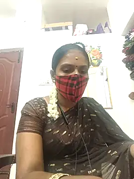 Snapshot of Tamil_Yalini12 chatting on 18, 7, 2026 Tamil Yalini12 online show from 18, 7, 2026