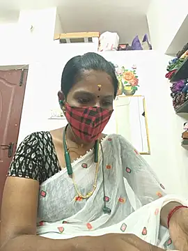 Snapshot of Tamil_Yalini12 chatting on 30, 6, 2026 Tamil Yalini12 online show from 30, 6, 2026