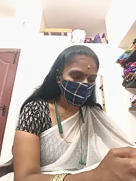 Snapshot of Tamil_Yalini12 chatting on 20, 6, 2026 Tamil Yalini12 online show from 20, 6, 2026