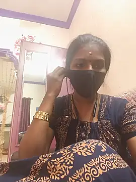 Snapshot of Tamil_Yalini12 chatting on 23, 7, 2026 Tamil Yalini12 online show from 23, 7, 2026