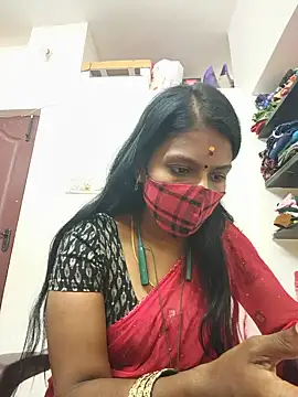 Snapshot of Tamil_Yalini12 chatting on 28, 6, 2026 Tamil Yalini12 online show from 28, 6, 2026