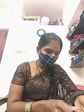 Snapshot of Tamil_Yalini12 chatting on 9, 7, 2026 Tamil Yalini12 online show from 9, 7, 2026