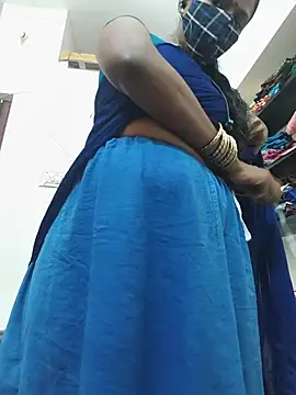 Snapshot of Tamil_Yalini12 chatting on 18, 6, 2026 Tamil Yalini12 online show from 18, 6, 2026