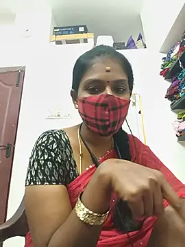 Snapshot of Tamil_Yalini12 chatting on 24, 7, 2026 Tamil Yalini12 online show from 24, 7, 2026