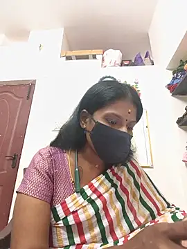 Snapshot of Tamil_Yalini12 chatting on 27, 5, 2026 Tamil Yalini12 online show from 27, 5, 2026