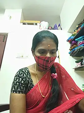Snapshot of Tamil_Yalini12 chatting on 17, 6, 2026 Tamil Yalini12 online show from 17, 6, 2026