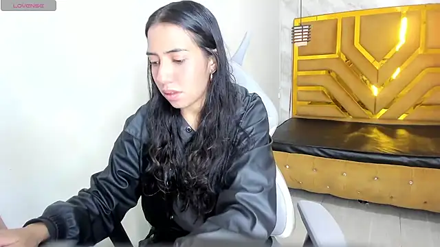 nicole samanthaa online show from 1, 10, 2025