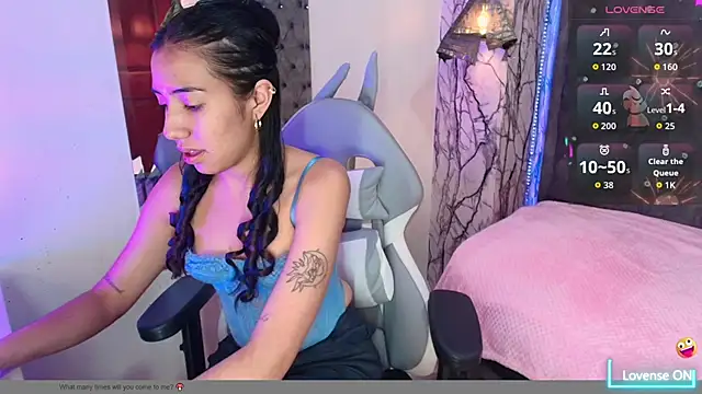 nicole samanthaa online show from 3, 10, 2025