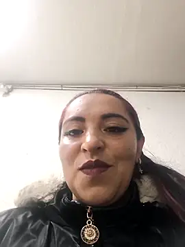 Snapshot of Alisson_Stonee chatting on 6, 5, 2026 Alisson Stonee online show from 6, 5, 2026
