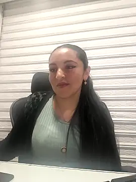 Alisson Stonee online show from 4, 2, 2026