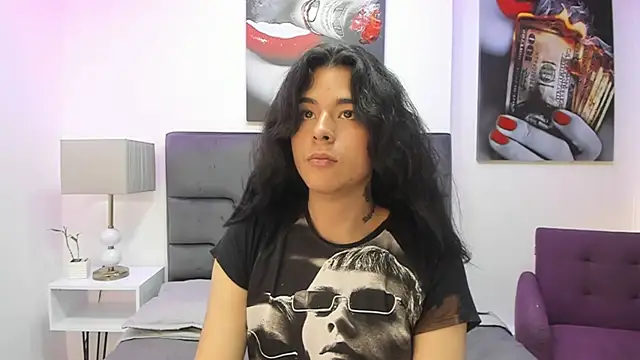 Angel Dustts online show from 3, 10, 2025