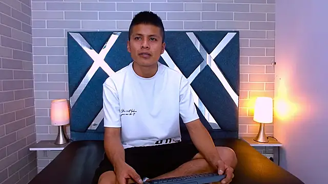 marcus hans  online show from 7, 11, 2025