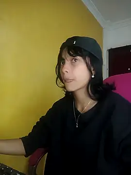 xoxo milk online show from 14, 10, 2025