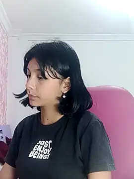 xoxo milk online show from 20, 2, 2026