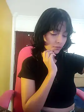 xoxo milk online show from 30, 10, 2025