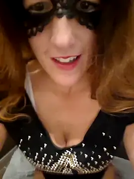 Naughty-Layla online show from 3, 10, 2025