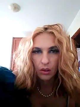 LaraDiva7799 online show from 1, 10, 2025