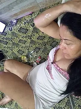 lucineia7 online show from 18, 11, 2025