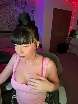 MaciiMayy online show from 13, 3, 2026