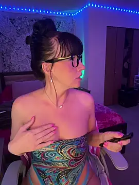 MaciiMayy online show from 20, 2, 2026