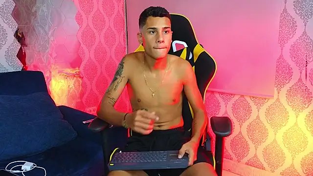 Twink davidxx online show from 20, 9, 2025