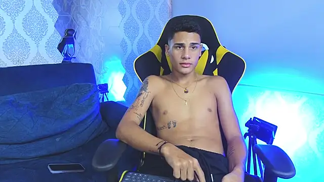 Twink davidxx online show from 22, 9, 2025