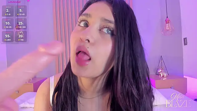 miia blaze online show from 18, 4, 2026