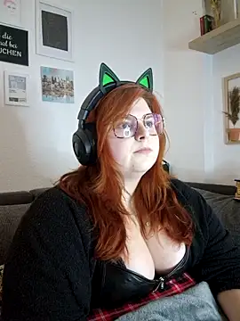 Chrissiosaurus online show from 3, 11, 2025