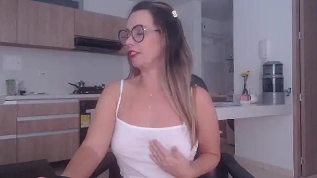 LovePaula online show from 15, 3, 2026