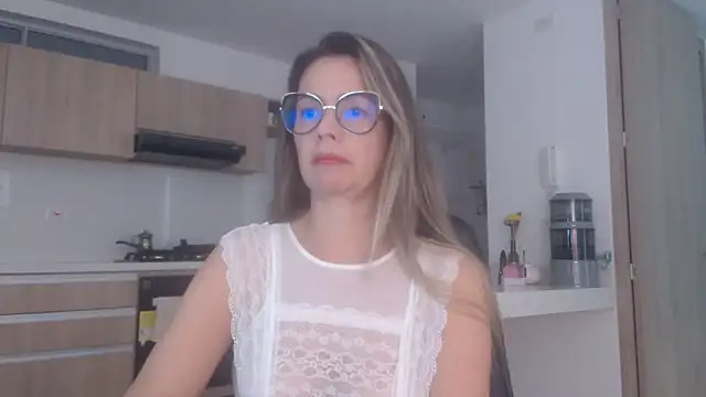 LovePaula online show from 12, 3, 2026