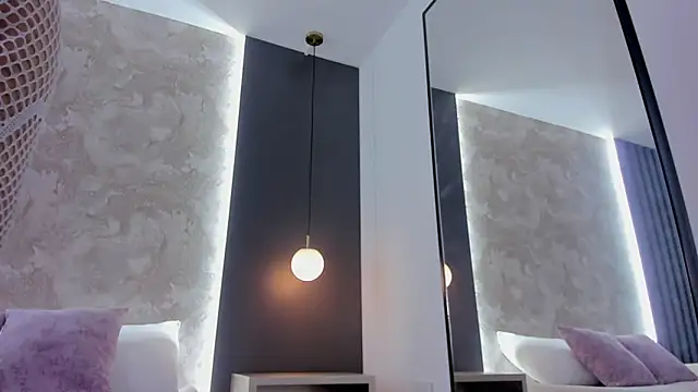 Snapshot of olivia_willoow chatting on 14, 10, 2025 olivia willoow online show from 14, 10, 2025