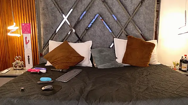 Dafne  Ruiz online show from 22, 11, 2025