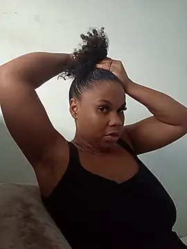 PrettahSantos online show from 17, 6, 2026
