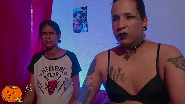 Couple Moth666 online show from 29, 10, 2025