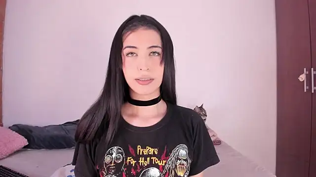 Snapshot of ScarlettRosetti chatting on 4, 12, 2025 ScarlettRosetti online show from 4, 12, 2025