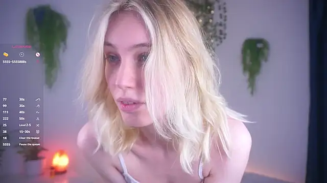 Snapshot of HoneyRay chatting on 28, 10, 2025 HoneyRay online show from 28, 10, 2025