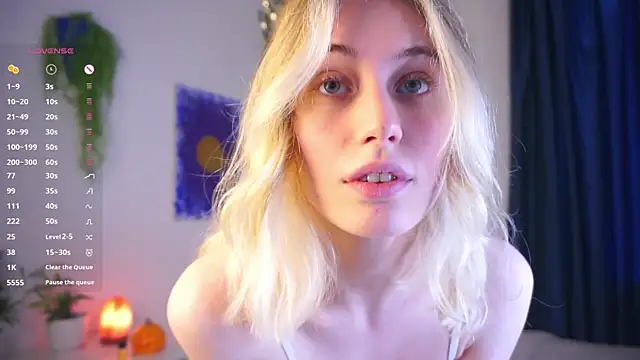 Snapshot of HoneyRay chatting on 30, 10, 2025 HoneyRay online show from 30, 10, 2025