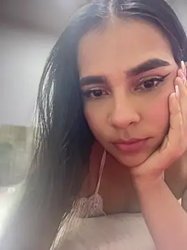 Valery lux16 online show from 4, 4, 2026