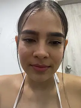 Snapshot of Valery_lux16 chatting on 26, 10, 2025 Valery lux16 online show from 26, 10, 2025