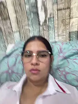 Snapshot of Valery_lux16 chatting on 15, 10, 2025 Valery lux16 online show from 15, 10, 2025