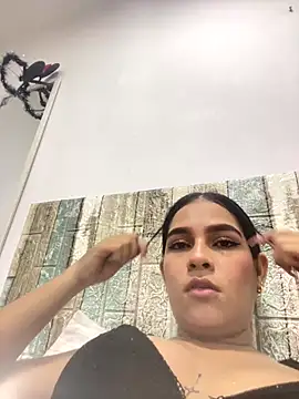 Snapshot of Valery_lux16 chatting on 12, 11, 2025 Valery lux16 online show from 12, 11, 2025